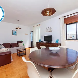 C17 - Suncliff House Holiday home