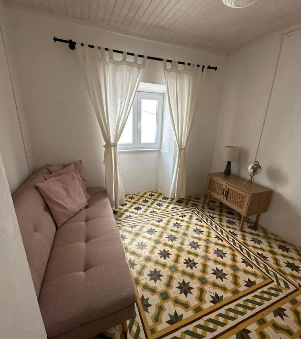 Salema Beach Home 0*,
